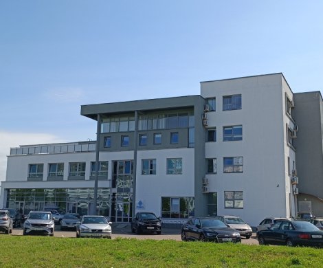 Минск, Нарочанская 11