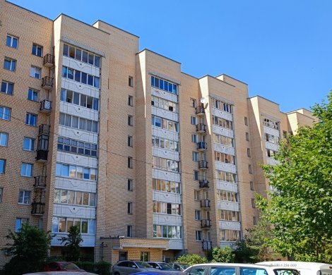Минск, Руссиянова 4