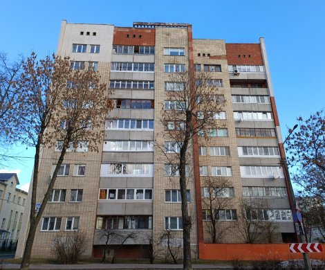 Минск, Серафимовича 21