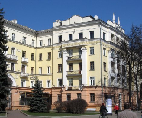 Минск, Толбухина 1