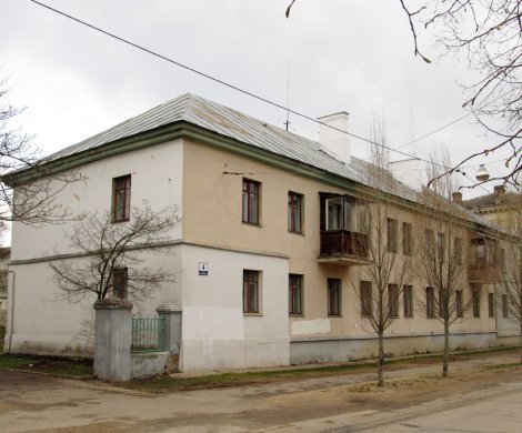 Минск, Чеботарева 4