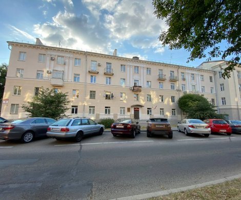 Минск, Чичерина 3