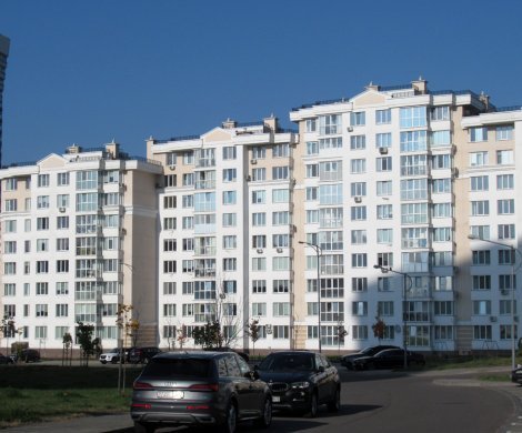 Минск, Мястровская 11