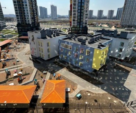Минск, Теслы 12