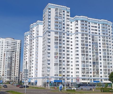 Минск, Нарочанская 4