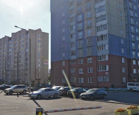 Минск, Алибегова 10