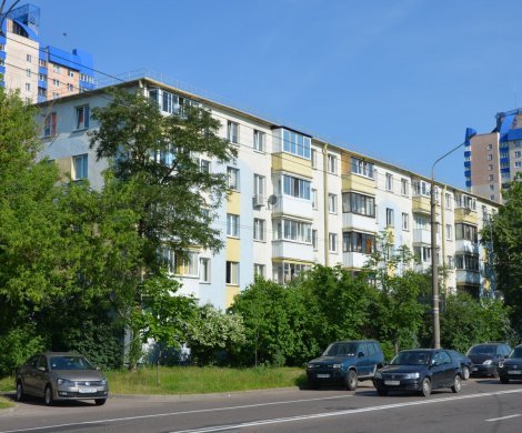 Минск, Карастояновой 3