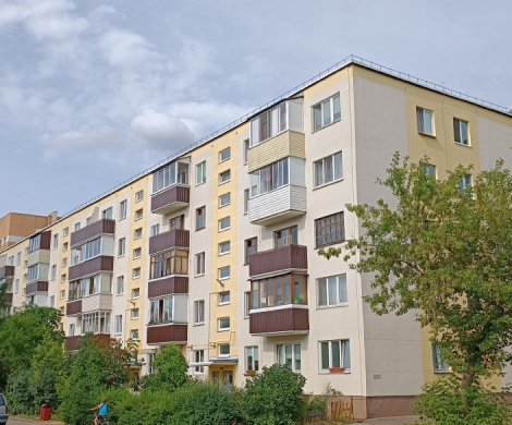Минск, Карастояновой 11