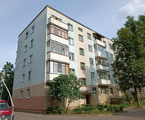 Минск, Карастояновой 21