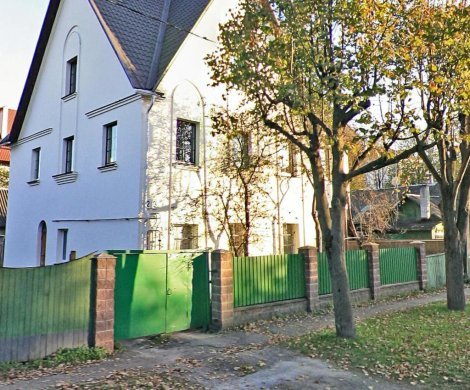 Минск, Кнорина 22