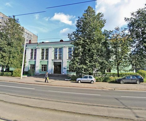 Минск, Коласа 18