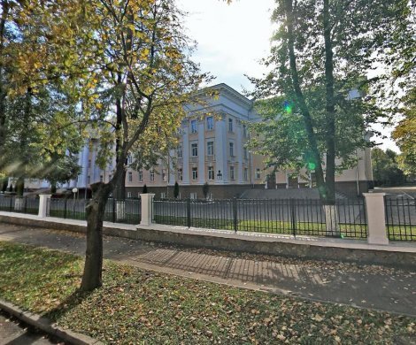 Минск, Коммунистическая 1