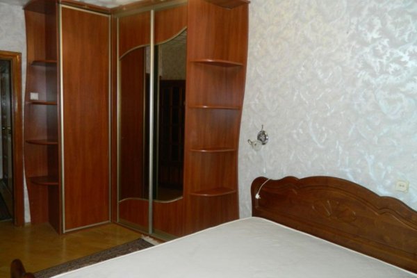 3-комнатная квартира по адресу ЯКУБОВА ГУЛЯМА, 32 - фото 1