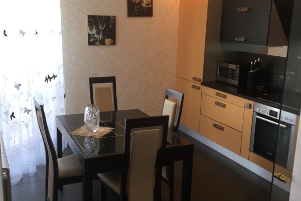 2-комнатная квартира по адресу ПРИТЫЦКОГО, 75 - фото 1