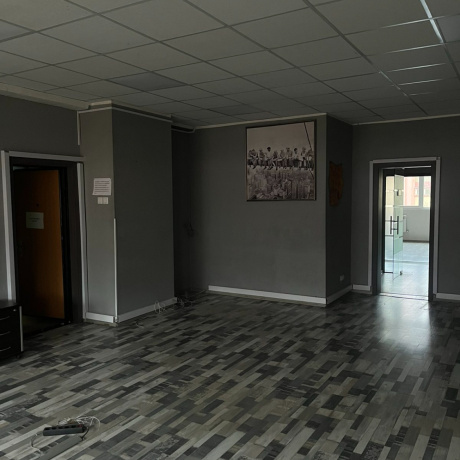 Фотография Аренда офисного помещения 112 м.кв.  - фото 3