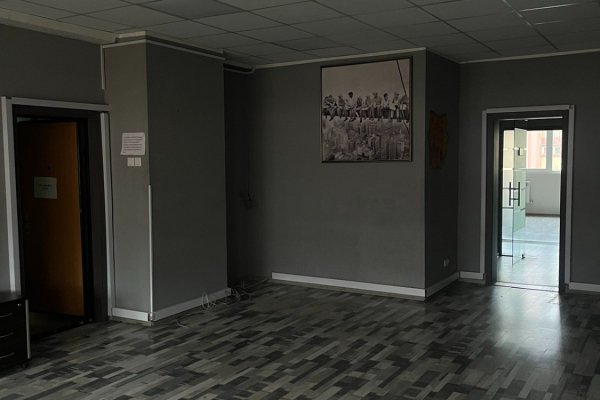 Аренда офисного помещения 112 м.кв.  - фото 3