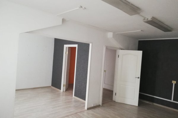 Помещение под сферу услуг, офис, пункт выдачи товаров - фото 10