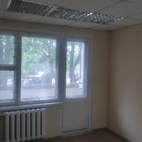 Фотография Помещение под сферу услуг, офис, пункт выдачи товаров - фото 9