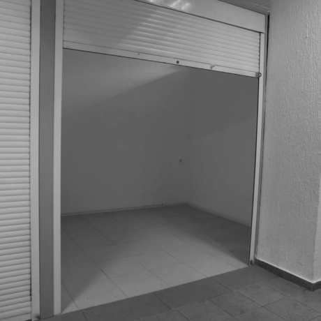 Фотография Продажа. ТОРГОВОЕ ПОМЕЩЕНИЕ В ТЦ СИЛУЭТ (7.9кв.м) - фото 2
