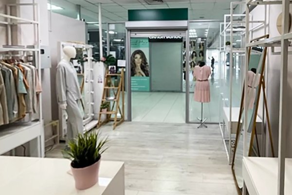 Продается торговое помещение 22,5 кв.м. 3 этаж ТЦ Немига 3 - фото 8