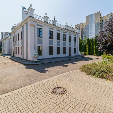 Фотография Аренда двухэтажного здания 1045 м.кв. ул.Красноармейская 20А - фото 4