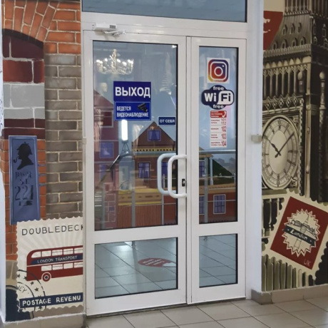 Фотография Продажа торгового помещения в ТЦ Зеркало 17,8 м.кв. Выгодная цена! - фото 2
