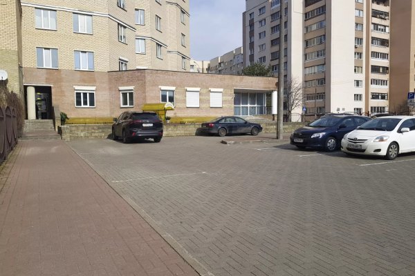 Продажа Административного здания в оживленной части города. Минск, Восточная ул., д.133 - фото 4