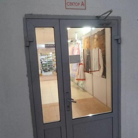 Фотография Продается Торговое помещение 17м2 в ТЦ &quot;Силуэт&quot; - фото 1