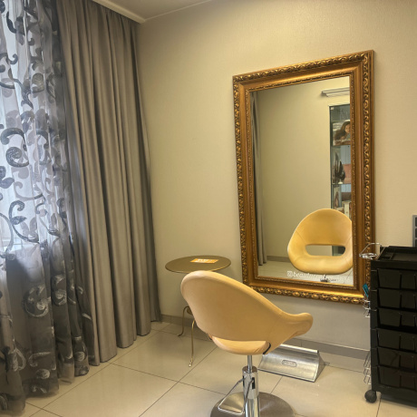 Фотография Продается коммерческое помещение (200 кв.м.) на 1 этаже жилого дома с отдельным входом, ул. Берестянская, пл. Победы - фото 5