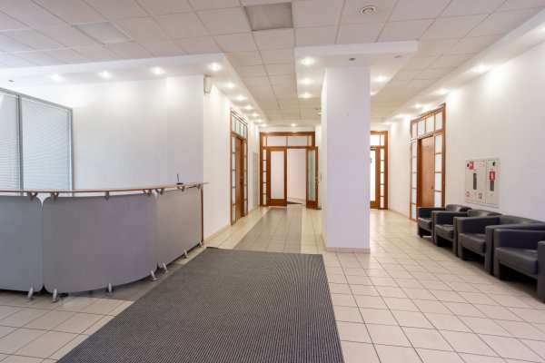 Продажа БЦ  от  1500 кв.м. изолированные этажи с техпаспортом продажа современного бизнес-центра в центре Минска. Ул.Фабрициуса 8б. - фото 4