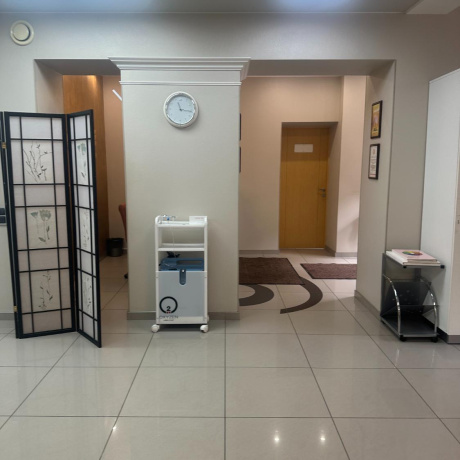 Фотография Продается коммерческое помещение (200 кв.м.) на 1 этаже жилого дома с отдельным входом, ул. Берестянская, пл. Победы - фото 11