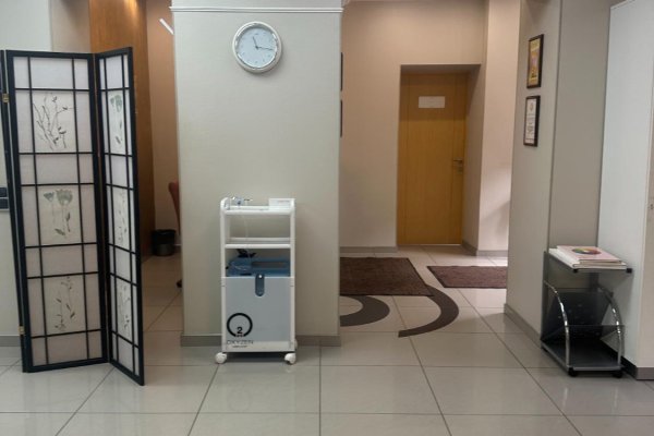 Продается коммерческое помещение (200 кв.м.) на 1 этаже жилого дома с отдельным входом, ул. Берестянская, пл. Победы - фото 11