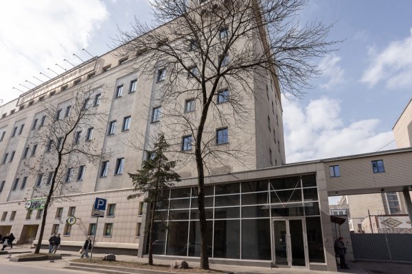 Продажа БЦ  от  1500 кв.м. изолированные этажи с техпаспортом продажа современного бизнес-центра в центре Минска. Ул.Фабрициуса 8б. - фото 1