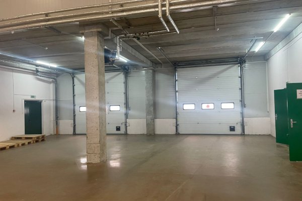 ПРОДАЖА СКЛАДСКОГО ОБЪЕКТА С ОФИСАМИ И ШОУРУМАМИ 960 м&sup2; склад + АБК + офисно-торговый блок | Light Industrial - фото 1