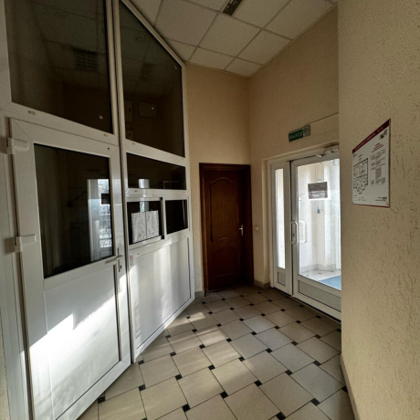 Фотография Аренда помещения под любую сферу услуг, магазин, офис  в Ленинском районе - фото 3