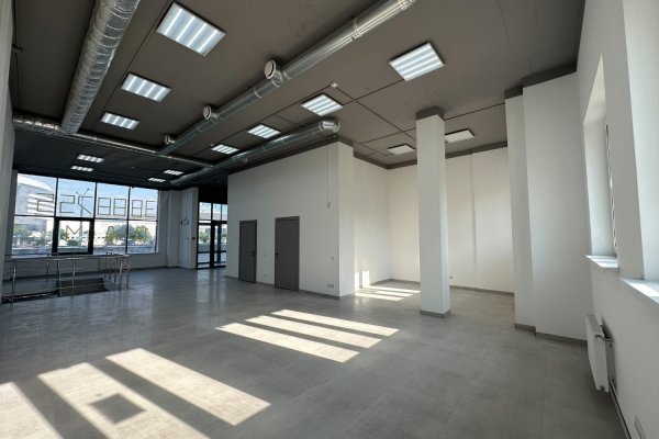 Помещение в ЖК Лазурит на проспекте Победителей 115  - фото 1