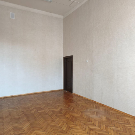 Фотография Аренда офисных помещений пл.Свободы,23 с предоставлением юридического адреса - фото 5