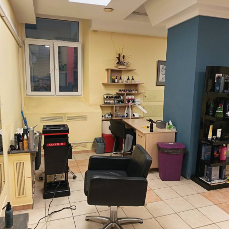 Фотография Сдаётся в аренду помещение под парикмахерскую, площадь 125кв/м. Цена: 10 бел.руб за 1м.кв. - фото 4