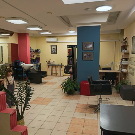 Фотография Сдаётся в аренду помещение под парикмахерскую, площадь 125кв/м. Цена: 10 бел.руб за 1м.кв. - фото 1