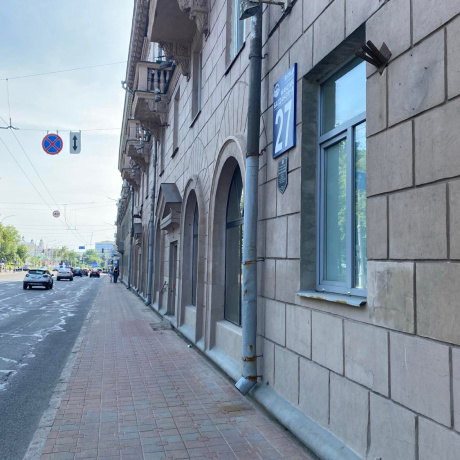 Фотография Продам торговое помещение в центре - фото 8