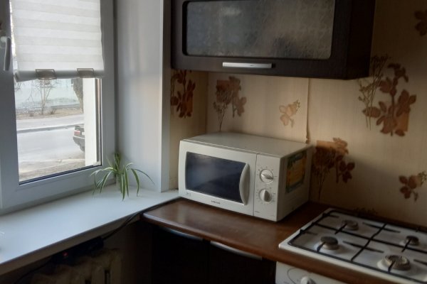 3-комнатная квартира по адресу ЛЕРМОНТОВА М.Ю., 34 - фото 1
