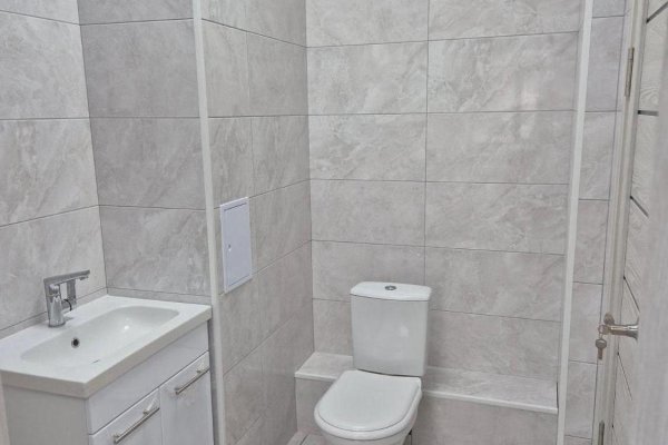 Торгово-административное помещение 35,9 м2  в Минске на улице Лейтенанта Кижеватова 1 - фото 4