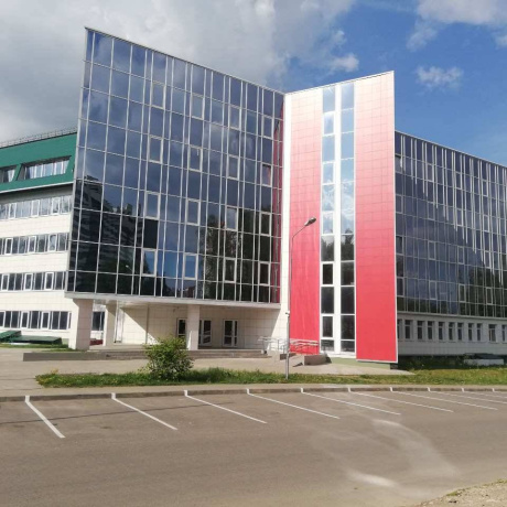 Фотография Торговое помещение 178 м&sup2;  на 1 этаже с тремя отдельными входами, рядом с метро. Отлично для шоурума или магазина. - фото 1