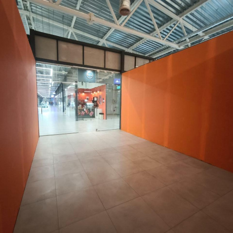 Фотография Сдаётся торговое помещение в ТЦ &laquo;4 сезона&raquo; - фото 4