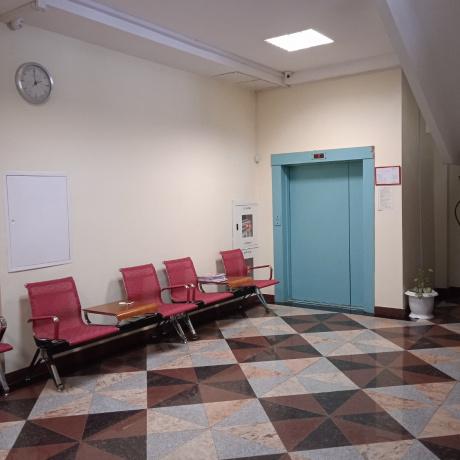Фотография Продаются офисные помещения площадью от 280 до 400 м.кв. - фото 2