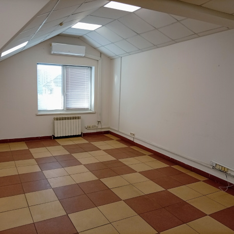 Фотография Офисные помещения от 24 до 180 м.кв. сдам в аренду - фото 6