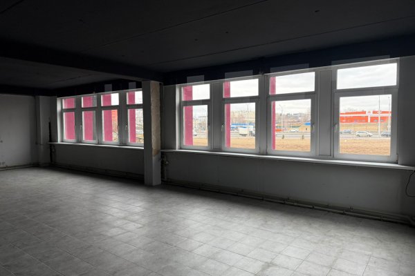 Просторное помещение 250 м2. Серова 2а - фото 12