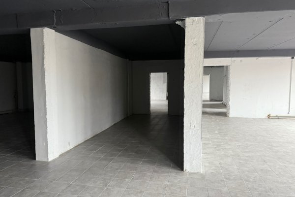 Просторное помещение 250 м2. Серова 2а - фото 15