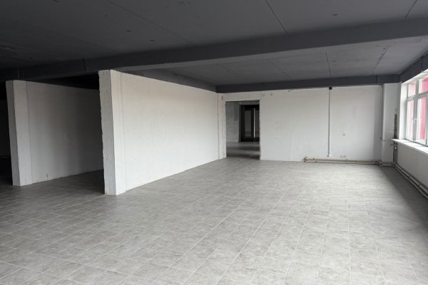 Просторное помещение 250 м2. Серова 2а - фото 11