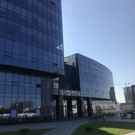 Фотография Продаётся офис 112,5 м2 в БЦ Имперский. 2/3 этаж - фото 2